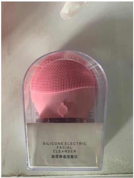 Electric Mini facial cleansing massager brush for wash face