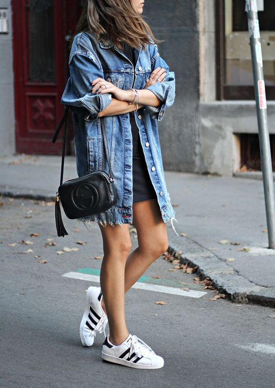 Loose denim jacket